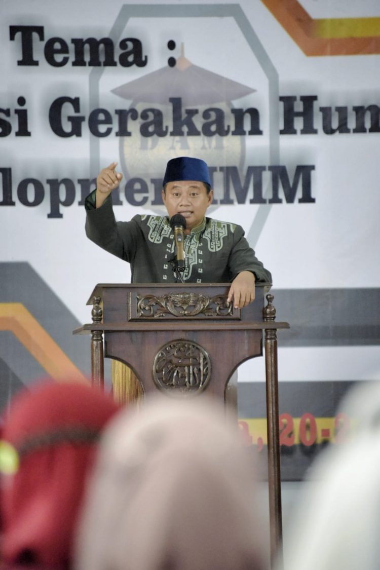 Arteria Dahlan Minta Maaf, Wagub Jabar Batalkan Kerahkan Santri ke Senayan