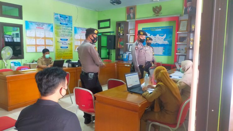 Sat Samapta Polres Ciamis Giat Monitoring Pengamanan Vaksin di Puskesmas