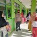 Polsek Cikoneng Lakukan Evaluasi Vaksinasi 6 – 11 Tahun di Gelar Sejumlah Sekolah Wilayah Cikoneng
