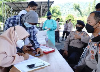 Polres Banjar Gelar Test Swab Untuk Tingkatkan Bebas Dari Covid – 19