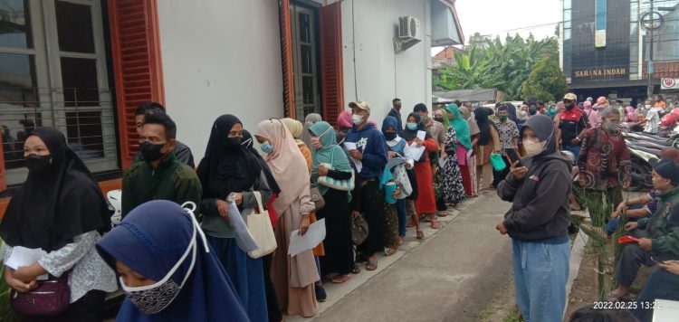 PT. Pos Indonesia Kancab Banjar Layani 54. 600 Lebih KPM Program Sembako