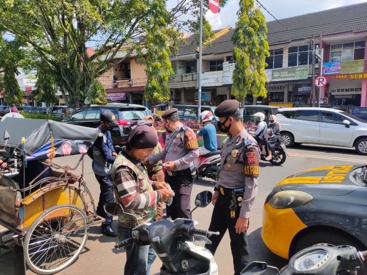 Kepolisian Resor Ciamis Polda Jabar Lakukan Ops Yustisi Terapkan PPKM Level 1