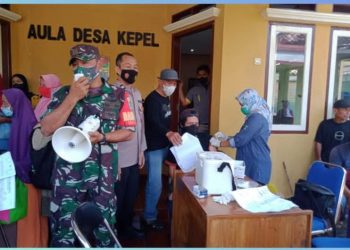 Guna Berikan Rasa Aman Pada Warga Penerima BST, Polsek Cisaga Lakukan Monitoring Dan Pengamanan