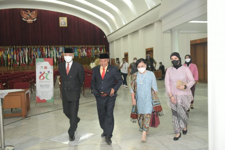 67 Tahun KAA, Uu Ruzhanul Ajak Warga Jabar Tunjukkan Solidaritas Nyata Untuk Palestina