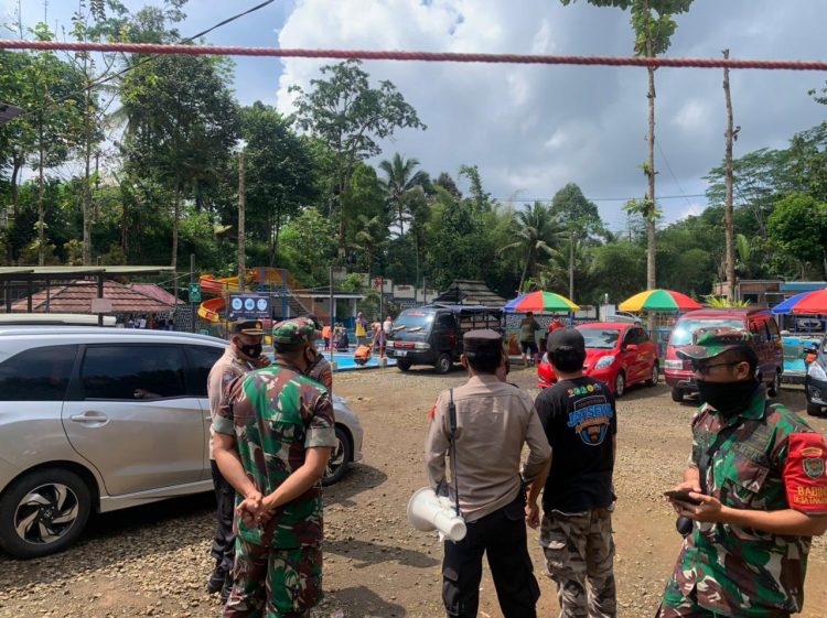 Sat Binmas Polres Ciamis Beri Himbauan Kamtibmas Di Obyek Wisata Wilayah Ciamis