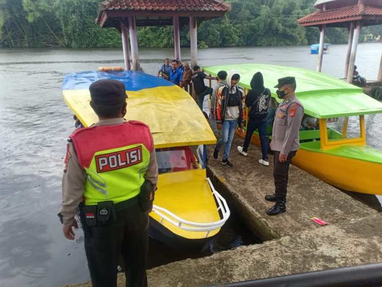 9 Personel Pos Pam Panjalu Siaga Lakukan Pengamanan Di Kawasan Obwis Situ Lengkong