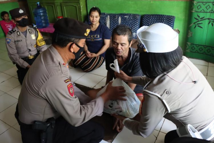 Dengan Kondisi Kesehatan yang Kurang Baik, Bapak Tatang Membutuhkan Uluran Tangan Dermawan
