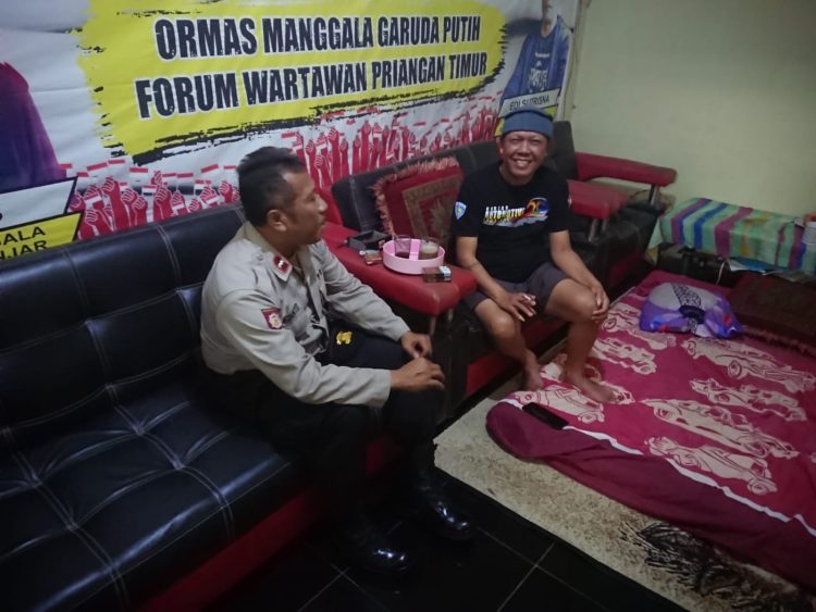 Masyarakat Didatangi Polisi saat sahur, ada apa?