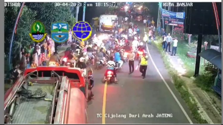 Sat Lantas Polres Banjar Laksanakan Pengaturan Lalin, Pasca Laka Lantas Arus Kembali Normal