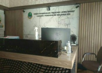 Dikonfirmasi Penggunaan Dana Bos Serta Soal Adanya Dugaan Penyimpangan. Cadisdik Provinsi Jabar Wilayah XIII ” Saya bukan kepala sekolah jadi tidak hafal dan belum baca aturanya.!!”