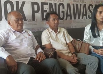 Kuasa Hukum Paslon 02 Hudang Laporkan Paslon 01 kapucino ke Bawaslu terkait Dugaan Pelanggaran di masa Tenang.