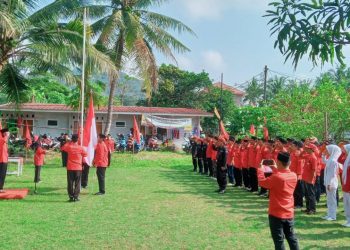 Upacara HUT RI Ke 80 DPC PDI Perjuangan Kota Banjar Digelar Khusus di Kelurahan Pataruman.