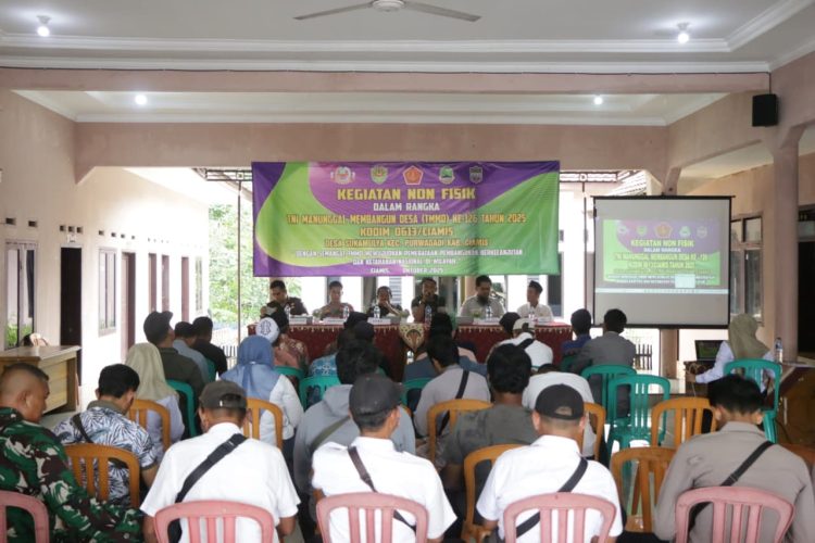 Satgas TMMD Kodim 0613/Ciamis Gelar Penyuluhan Hukum dan Kamtibmas di Desa Sukamulya