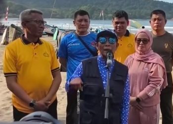 Susi Pudjiastuti Gaungkan Perlindungan Pangandaran, Dorong Pembatasan Plastik Sekali Pakai