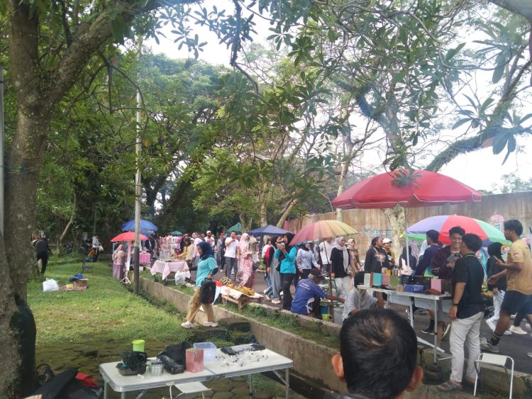 Dadaha, Denyut Ekonomi Mingguan Kota Tasikmalaya yang Menunggu Sentuhan Pengelolaan Serius