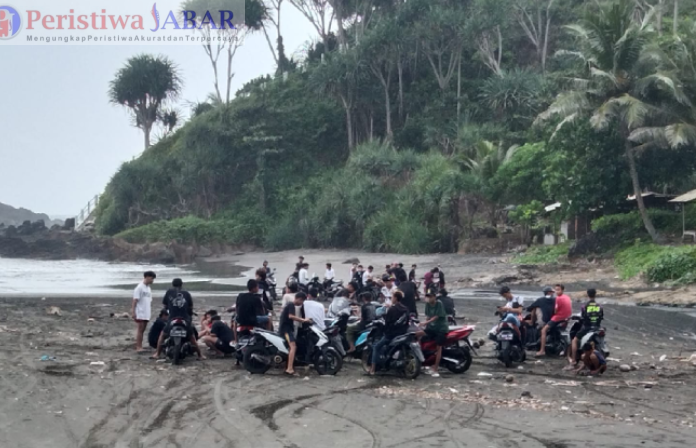 Pantai Padabumi Jadi Ikon Ngabuburit Favorit Warga Tasikmalaya di Ramadan 1447 H