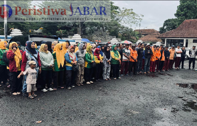 Notaris Berbagi di Bulan Ramadhan, 78 Petugas Parkir Kota Tasikmalaya Terima Bingkisan Lebaran