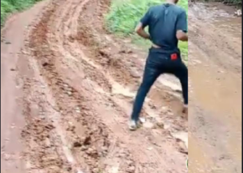Miris…”!! Jalan Ciranca Tiga Dekade Tak Tersentuh Aspal: Janji Pembangunan Tinggal Cerita