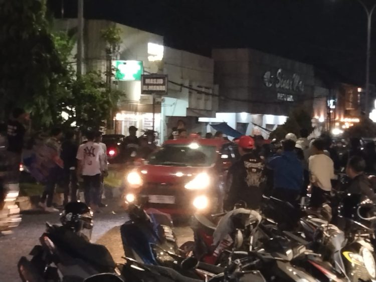Euforia Terkait Kemenangan Juara Bola, Bikin Kota Tasikmalaya Lumpuh, Warga Keluhkan Konvoi Ugal-Ugalan