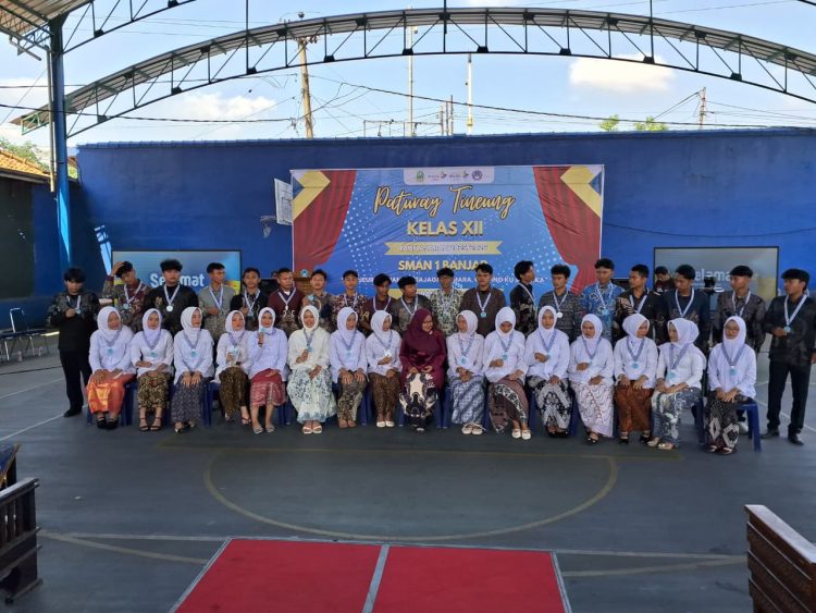 SMAN 1 Kota Banjar Gelar Perpisahan sebagai Bentuk Apresiasi Perjuangan Siswa