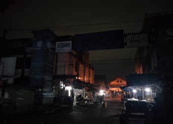 Pasar Cikurubuk Kian Memprihatinkan: Kumuh, Gelap, dan Dinilai Terabaikan di Jantung Ekonomi Priangan Timur