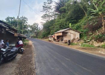 Jalan Cikatomas–Salopa Kini Mulus, Warga dan Sopir Angkutan Apresiasi Kepemimpinan Bupati Tasikmalaya