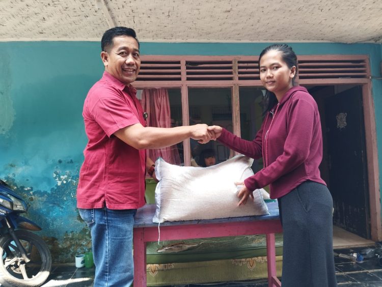 Lapas Kelas IIB Ciamis Salurkan Bantuan Sosial kepada Keluarga Warga Binaan, Wujudkan Pemasyarakatan yang Berdampak bagi Masyarakat