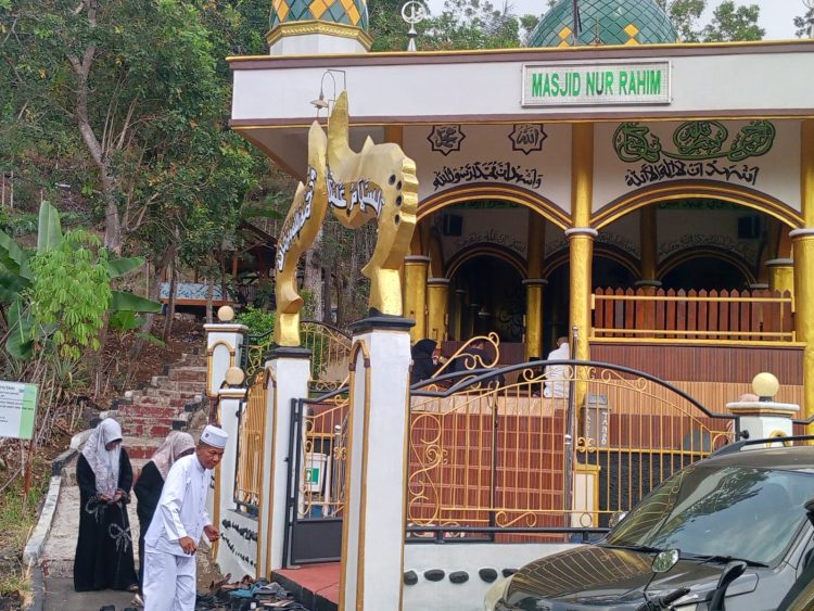 Tradisi Ngaguar dan Ngaruat di Makam Pasir Tando, Rawat Warisan Leluhur dan Pererat Kebersamaan Warga