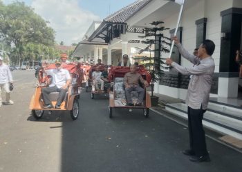 160 Becak Listrik Diserahkan kepada Pengayuh di Ciamis, Ditujukan untuk Ringankan Beban dan Tingkatkan Pendapatan